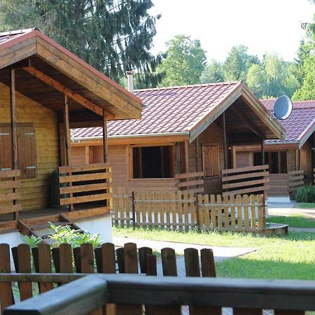Domki Nad Jeziorem W Karlowicach Karlowice Ngoại thất bức ảnh